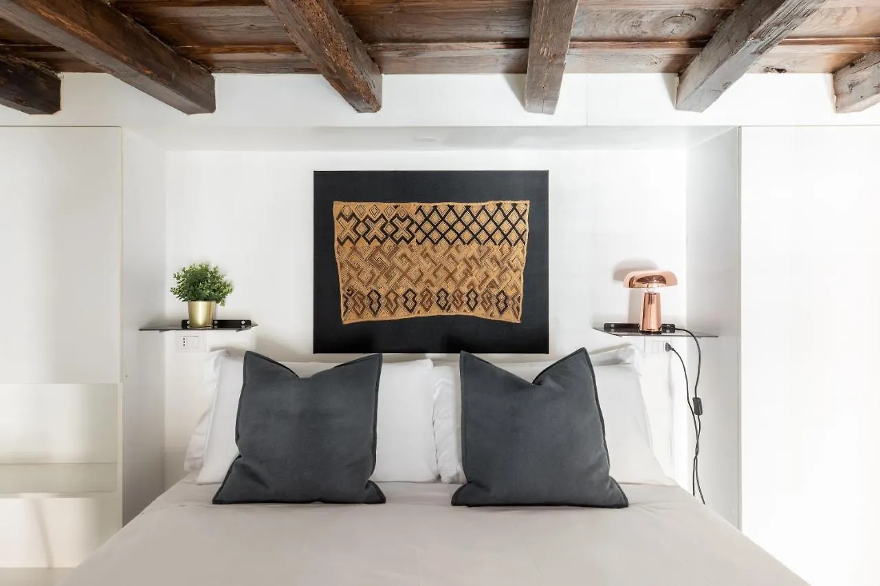 Appartamento Iflat Art In The Heart Of Roma