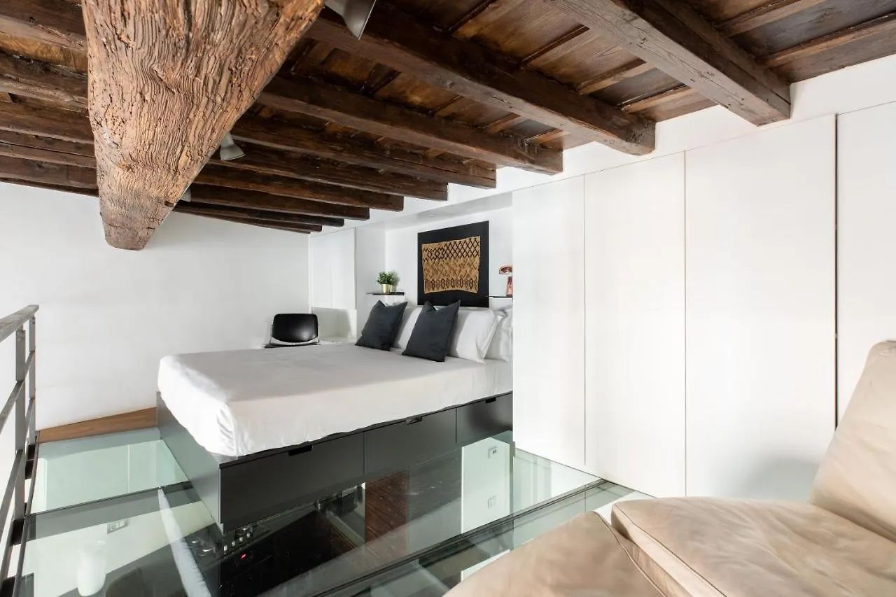 Appartamento Iflat Art In The Heart Of Roma Italia