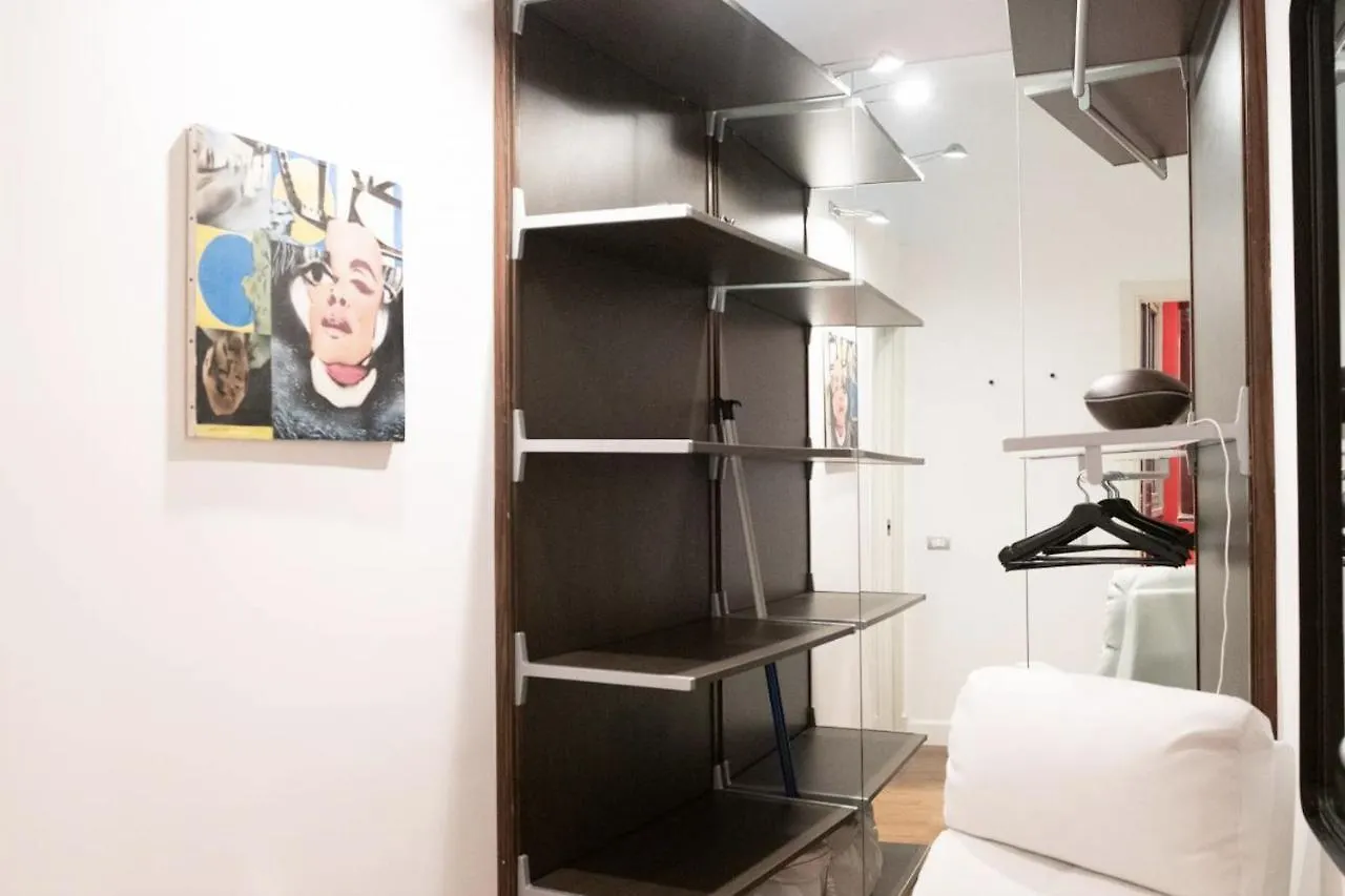 Iflat Art In The Heart Of Rome Apartment